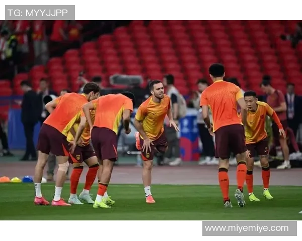 杭州足球队状态变革引发热议球迷期待新篇章与未来发展