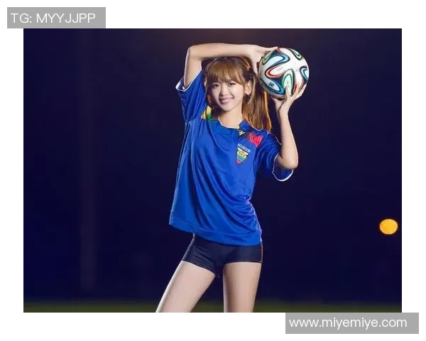 足球明星写真集：捕捉绿茵场上的激情瞬间与荣耀时刻