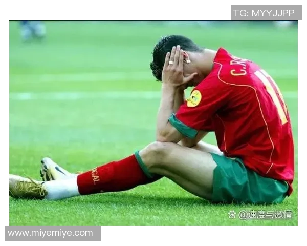 24位足球明星的眼睛背后隐藏的故事与激情揭秘