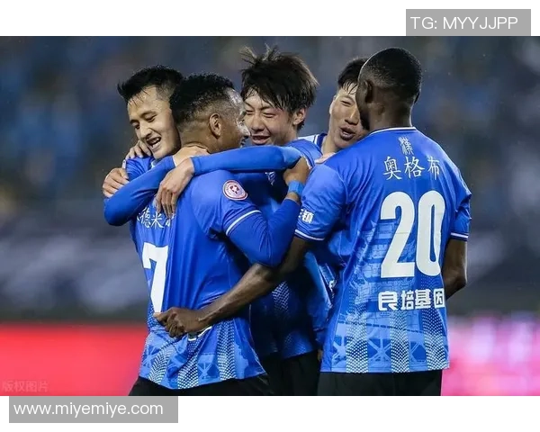 武汉网球队整体压制打法深度分析与战术解读 武汉网球队整体压制打法深度分析与战术解读